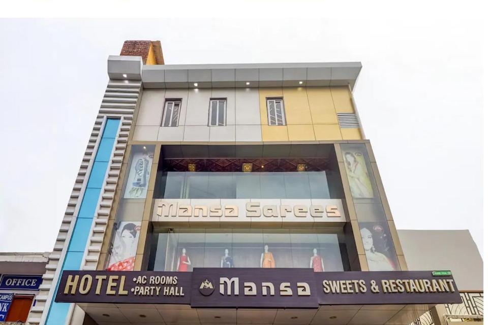 Hotel Mansa Kanpur Ngoại thất bức ảnh