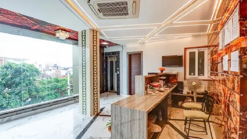 Hotel Mansa Kanpur Ngoại thất bức ảnh